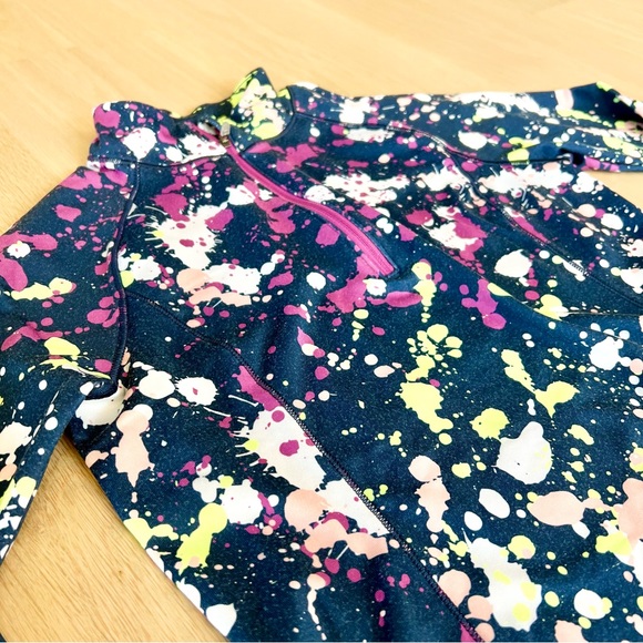 Girls compression shirt size 10-12 - Picture 4 of 7